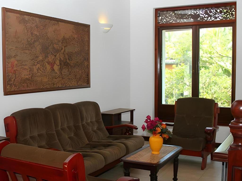 Elpitiya  The Mgs Hotel מראה חיצוני תמונה