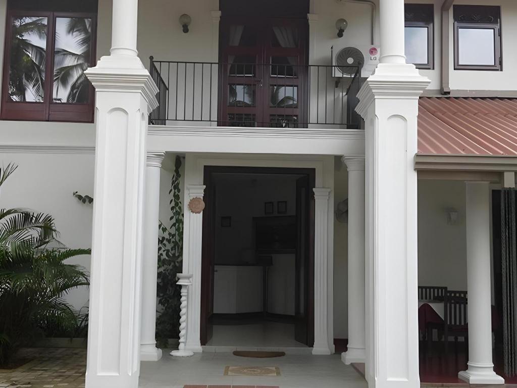 Elpitiya  The Mgs Hotel מראה חיצוני תמונה