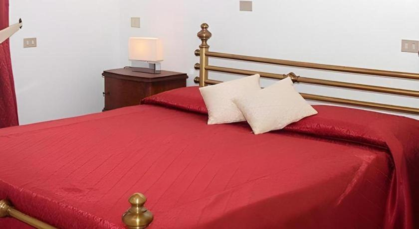 Elpitiya  The Mgs Hotel מראה חיצוני תמונה