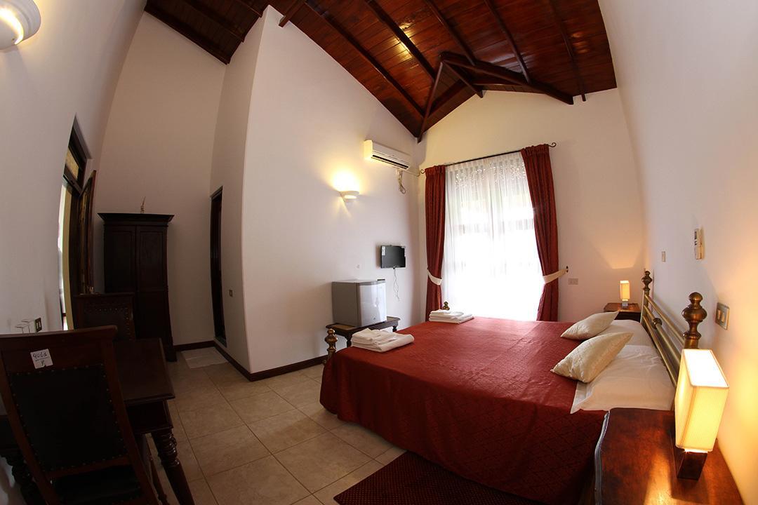 Elpitiya  The Mgs Hotel מראה חיצוני תמונה