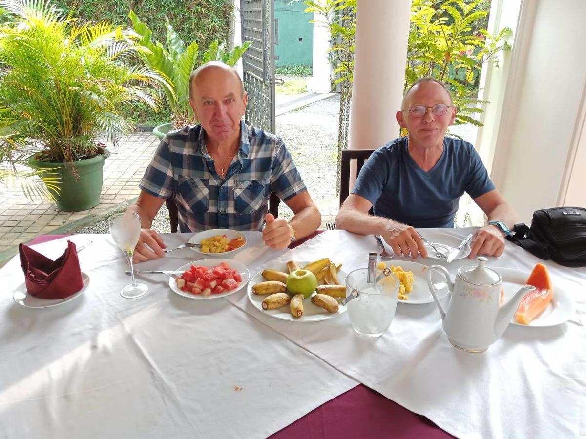 Elpitiya  The Mgs Hotel מראה חיצוני תמונה